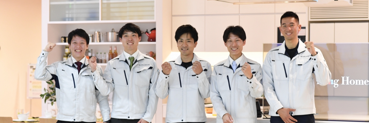 枚方市でガス修理点検を即日対応するスタッフ